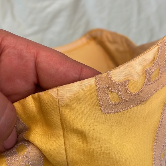 NICOLE MILLER COLLECTION dress Sz 2 100% silk yellow - Picture 7 of 9